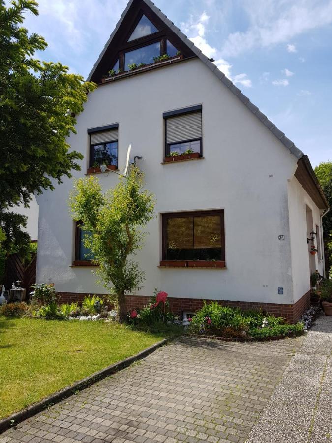 Ferienwohnung Haus Monty Бремен Екстериор снимка